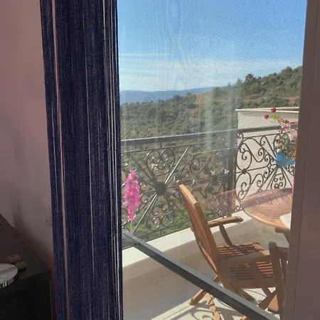 Lägenhet Luxury Apartment In A Secure Complex - Gorgeous Sea View - Pool - 700M To The Beach - Wifi - In Gulluk - 8Km From Bodrum Airport - Ideal For Naturelovers